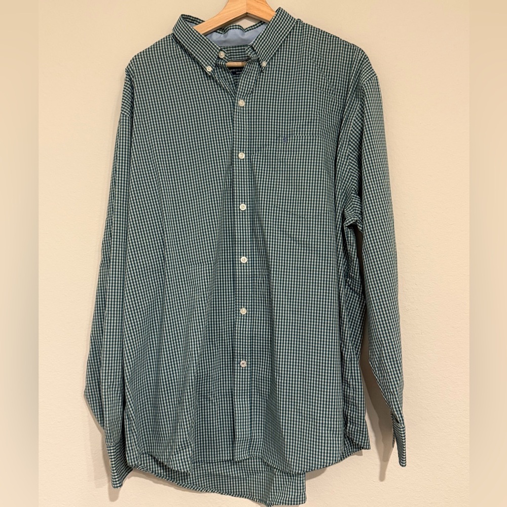 Men's Green Button-Down Shirt